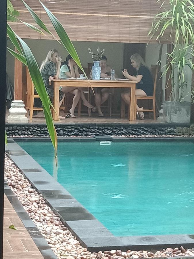 D'Puja Home Stay And Spa Nusa Dua  Exterior photo